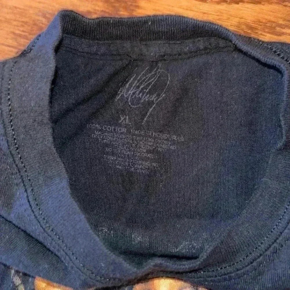 Whitney Houston Cropped Graphic Tee Album Covers Pop R&B Size XL in excellent co - Picture 4 of 7